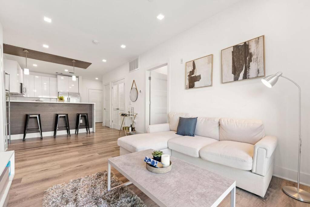 Entire Apt/2Bd 2Bth/Amer. Dream Mall/Nyc/Ewr Airpt นูวาร์ก ภายนอก รูปภาพ
